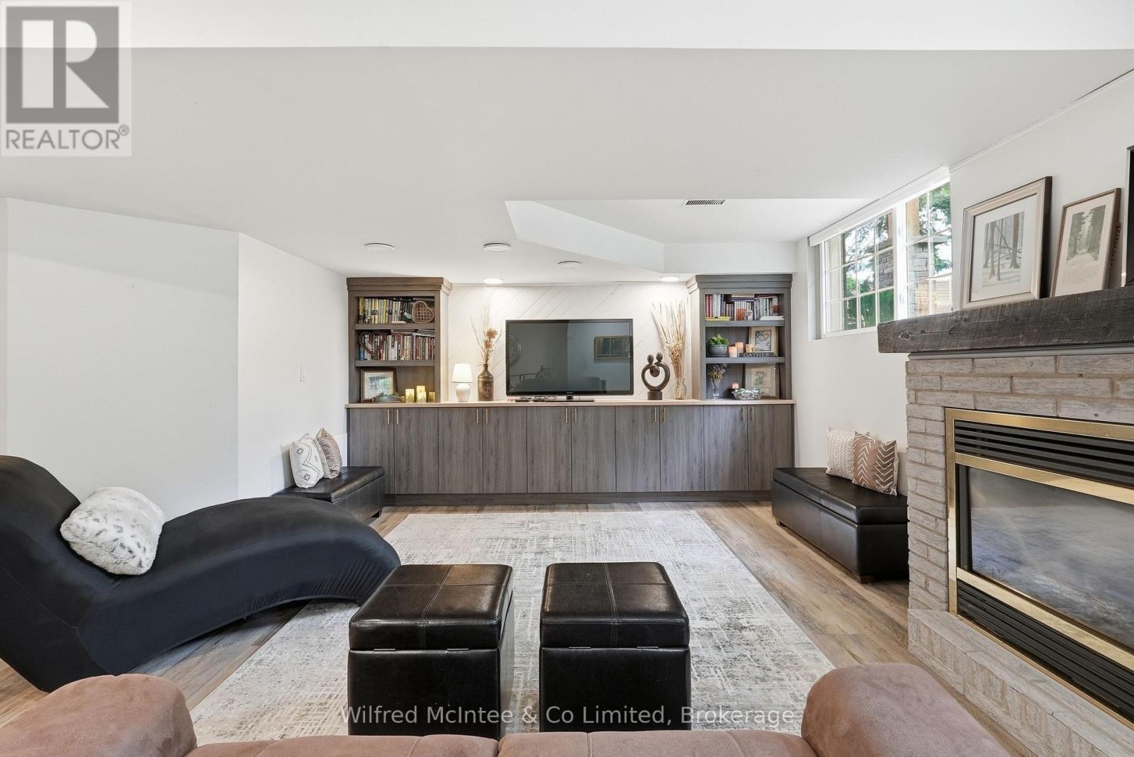 28 Nuthatch Place, Cambridge, ON
