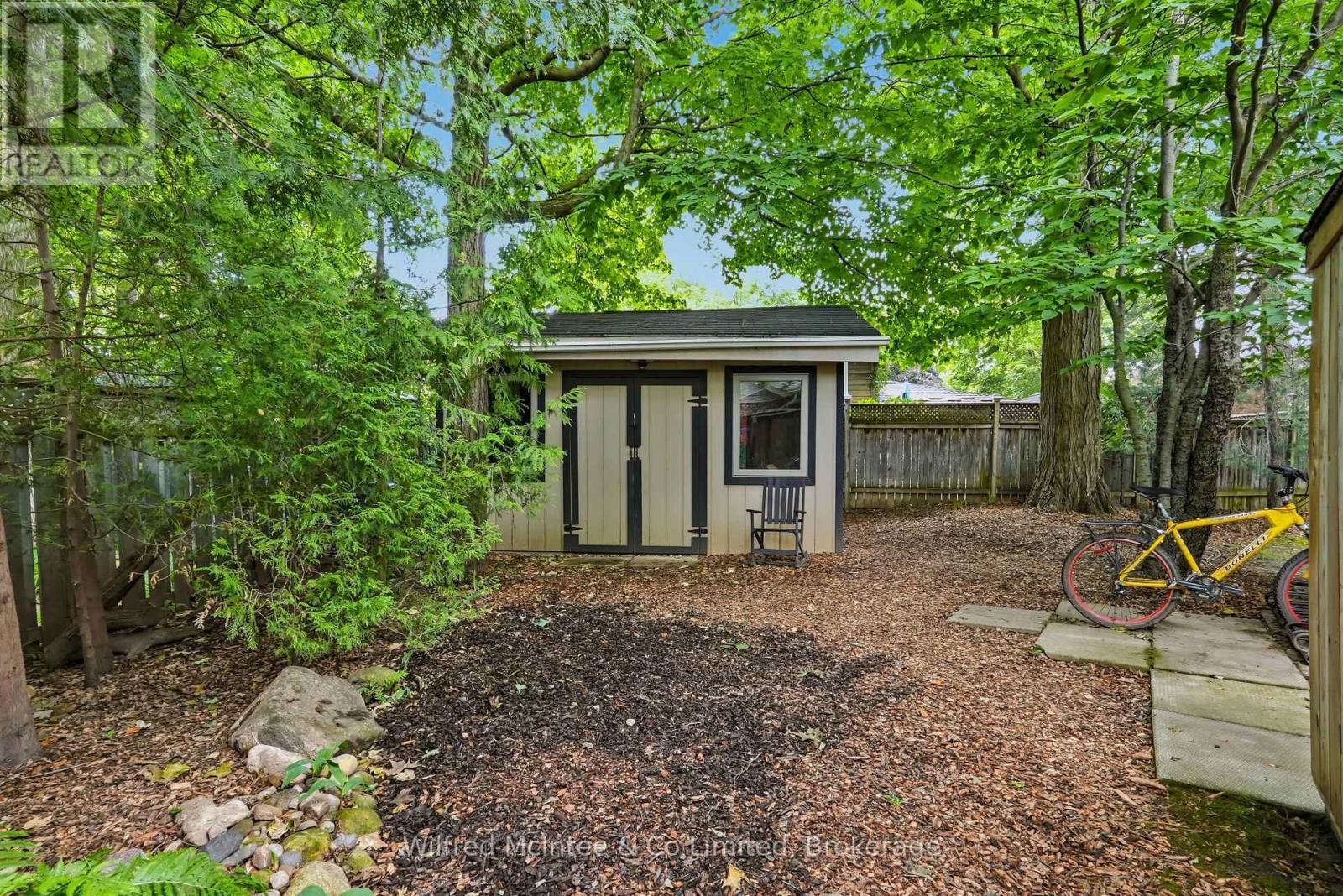 28 Nuthatch Place, Cambridge, ON