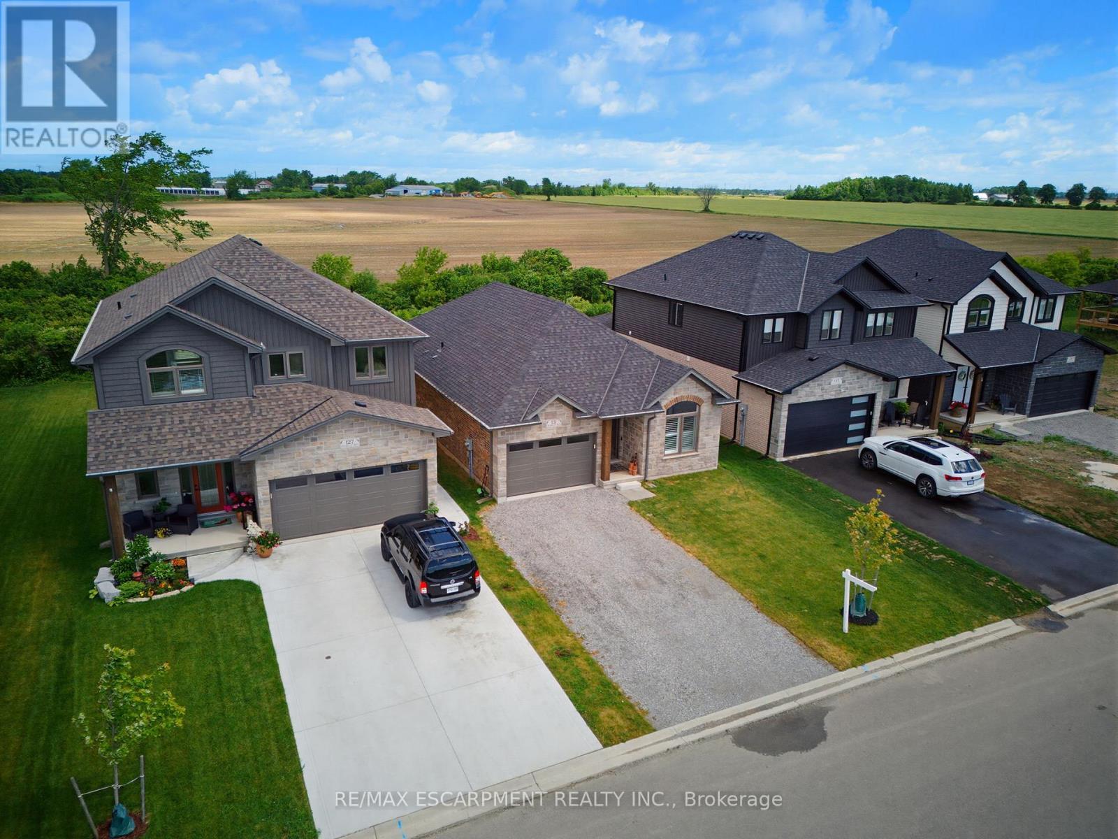 131 Craddock Boulevard, Haldimand, ON