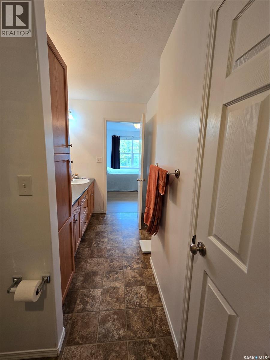 22 1275 South Railway Street E, Swift Current, SK
