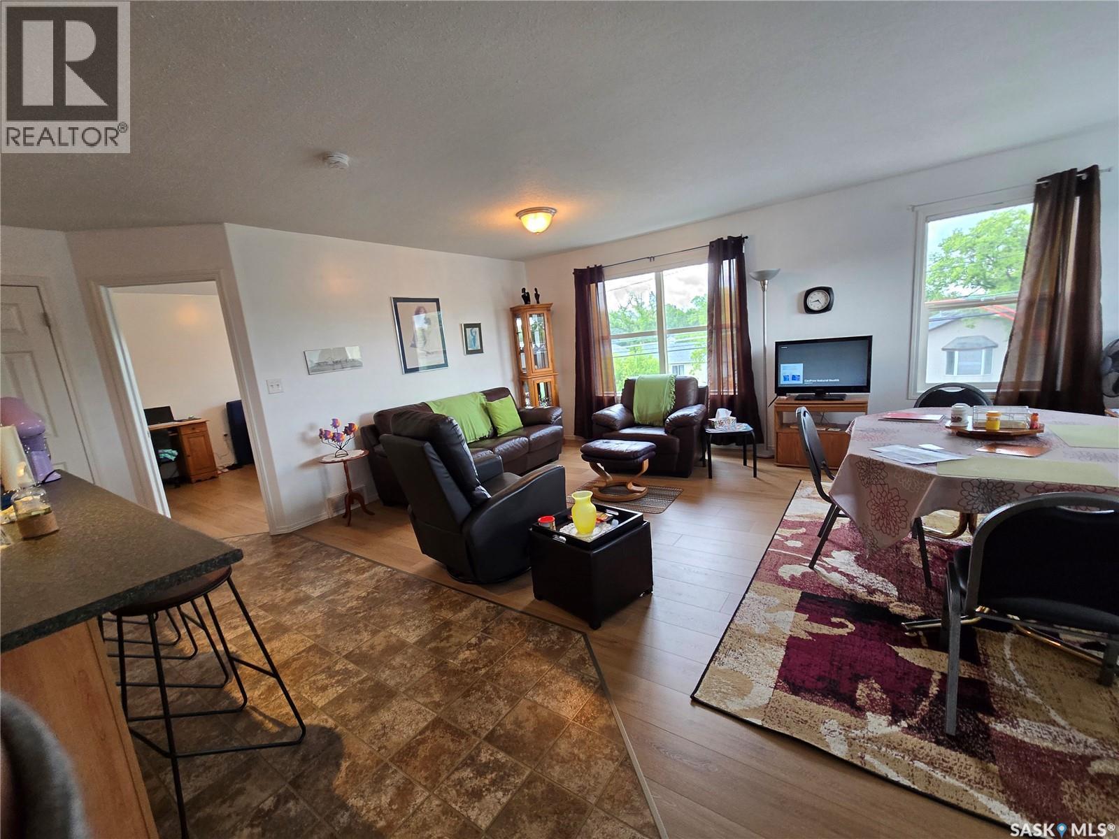 22 1275 South Railway Street E, Swift Current, SK