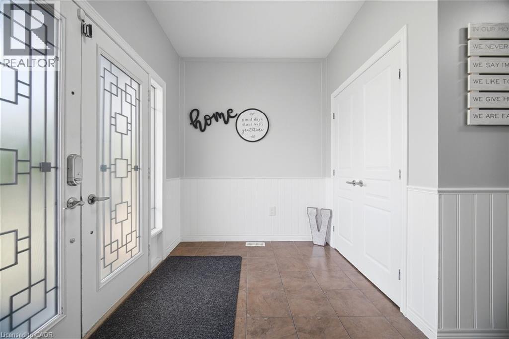 79 Garinger Crescent, Hamilton, ON