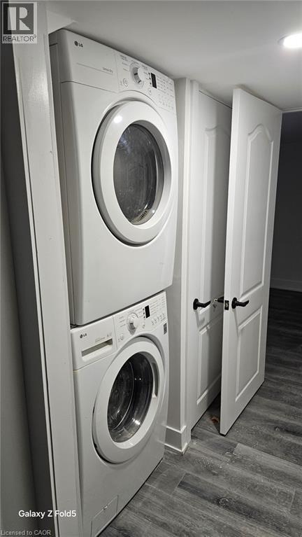 Stackable laundry appliances featuring front-loading washer and dryer units - 134 E Bridgeport Road E Unit# Lower, Waterloo, ON