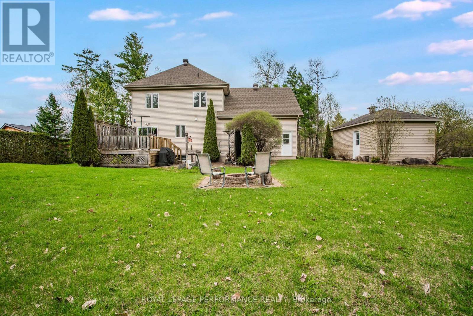 531 Du Bercail Road, Champlain, ON