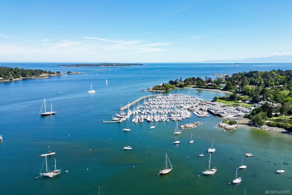 3565 Beach Dr, Oak Bay, BC
