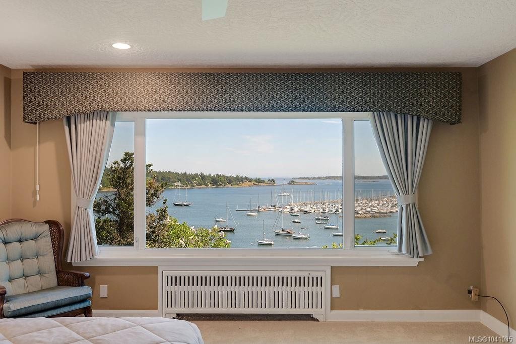 3565 Beach Dr, Oak Bay, BC