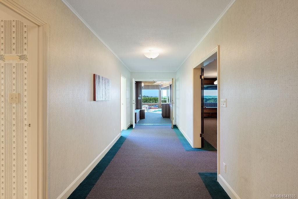 3565 Beach Dr, Oak Bay, BC