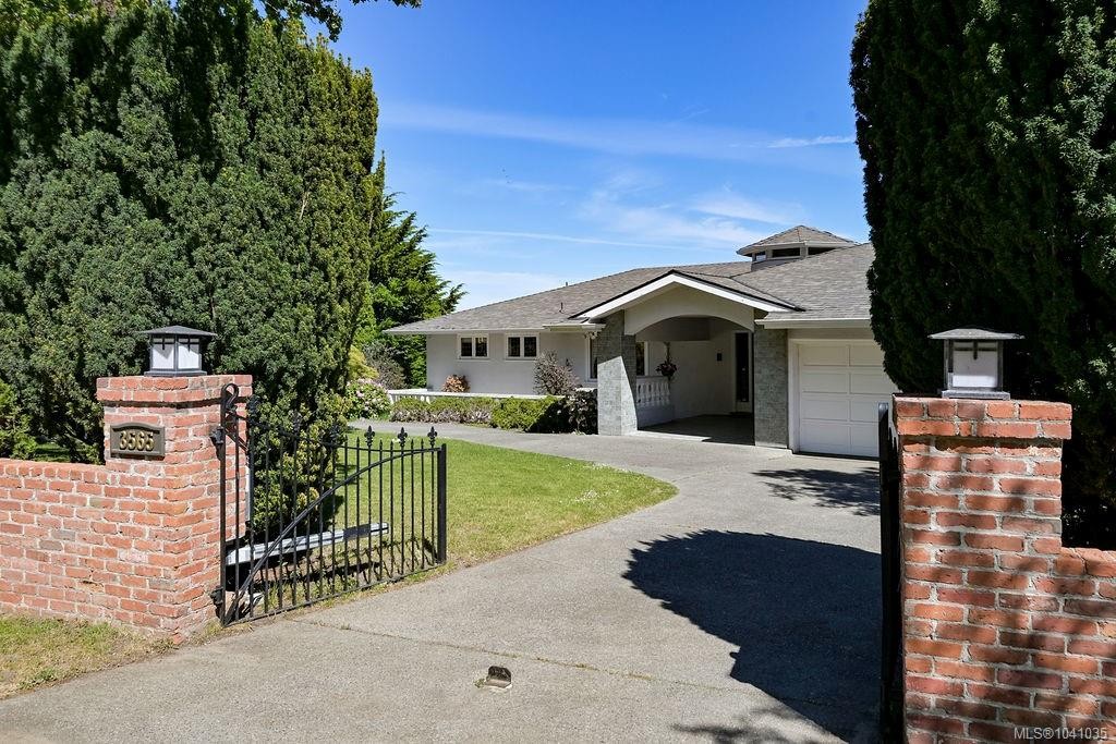 3565 Beach Dr, Oak Bay, BC