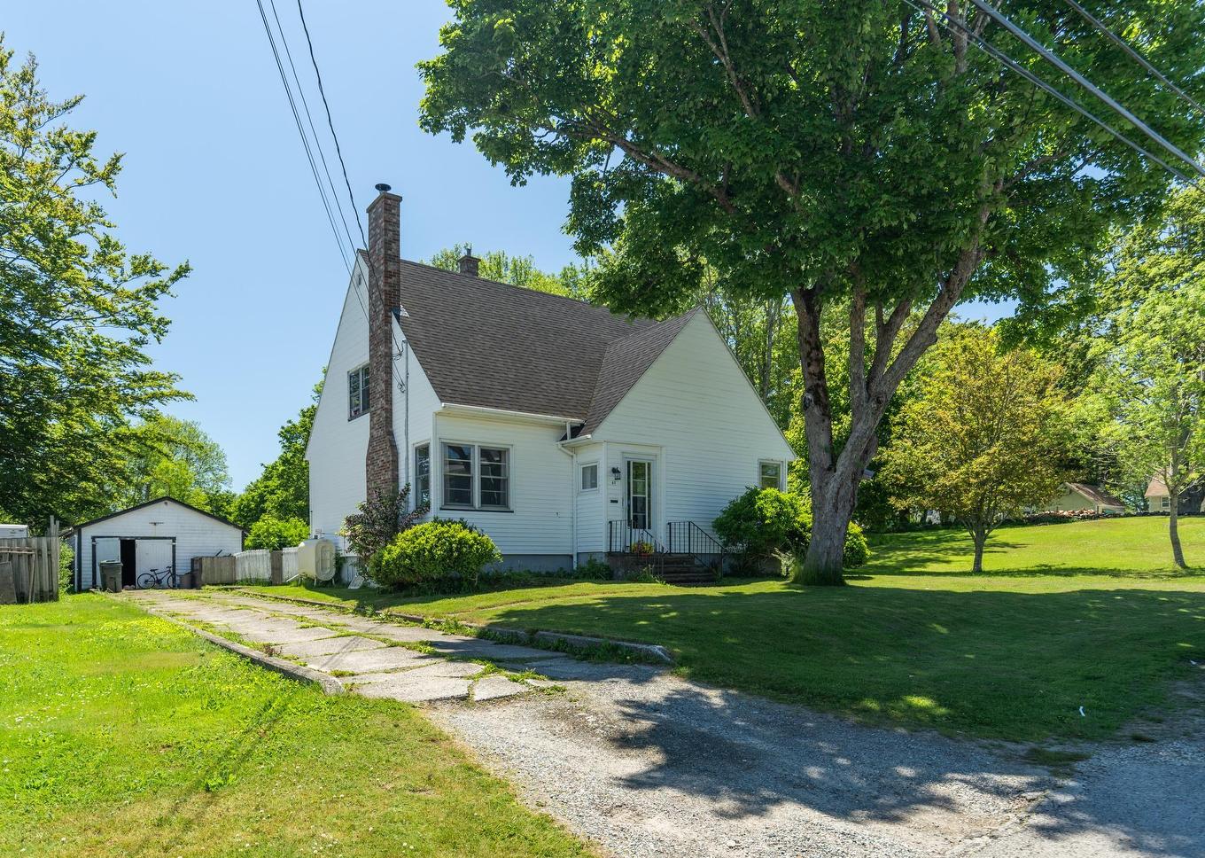 61 Forest Street, Yarmouth, NS