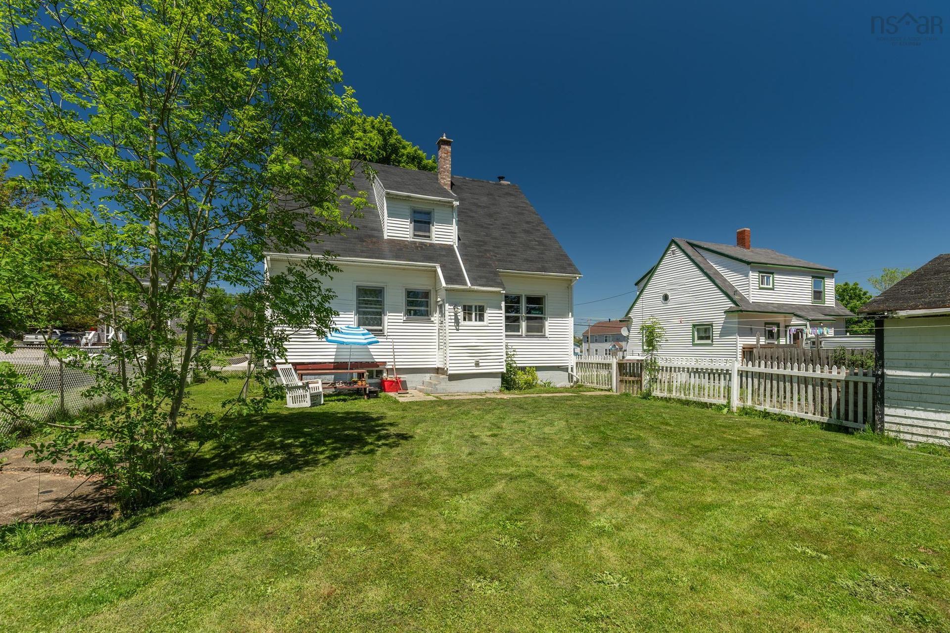 61 Forest Street, Yarmouth, NS