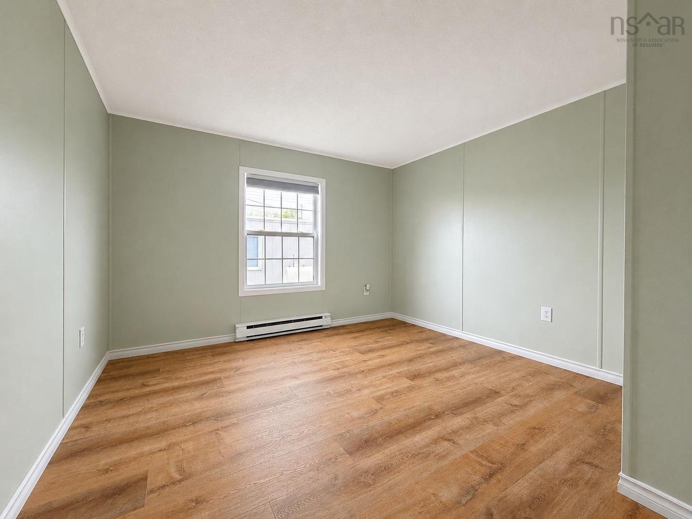 4 Fourth Avenue, Sydney, NS