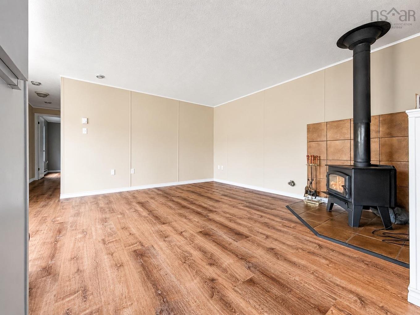 4 Fourth Avenue, Sydney, NS