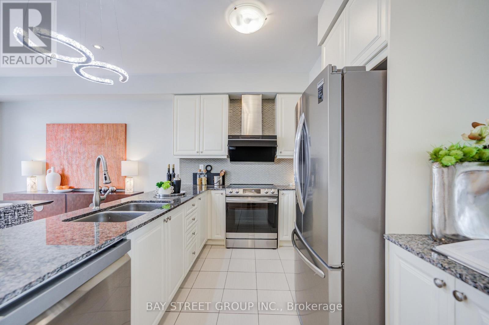 6 Teasel Way, Markham, ON
