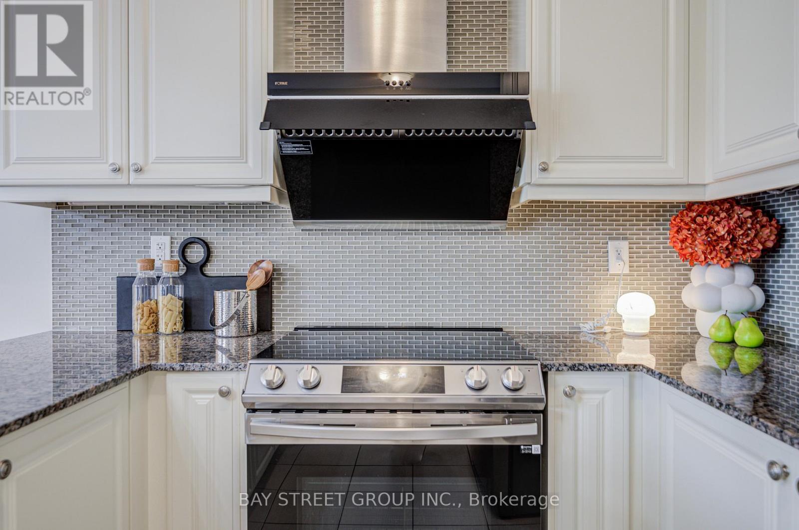 6 Teasel Way, Markham, ON