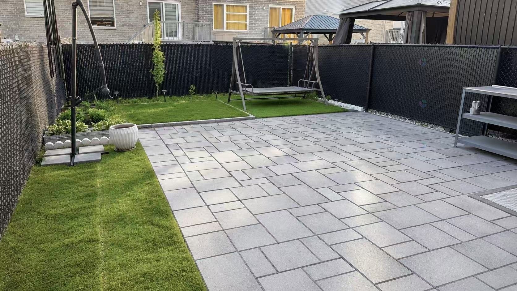 Cour - 215 Rue Du Moissonneur, La Prairie, QC