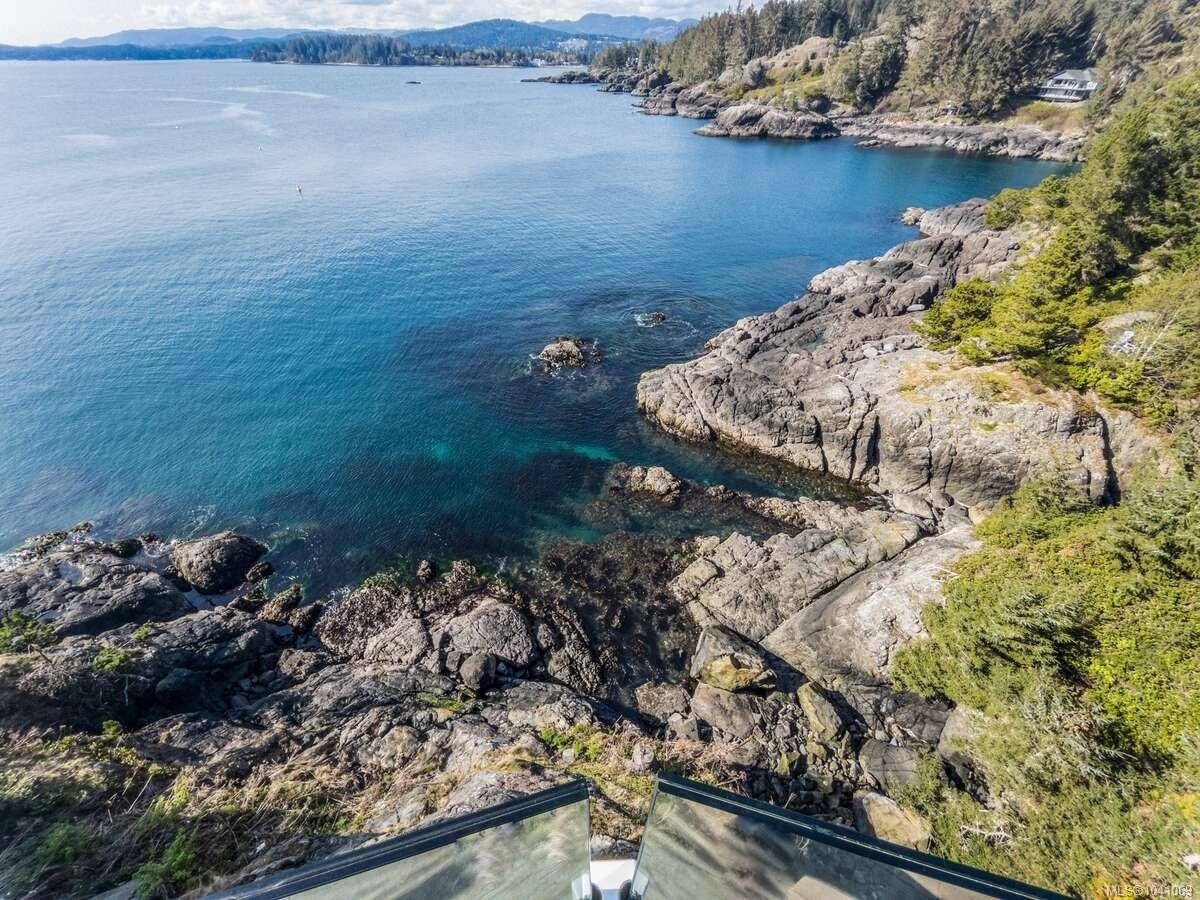 #5C-1000 Sookepoint Pl, Sooke, BC