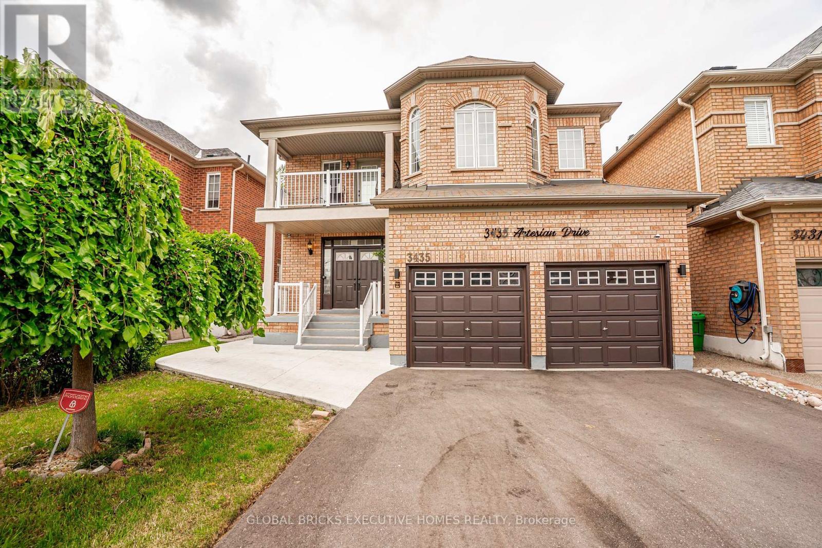 3435 Artesian Drive, Mississauga, ON