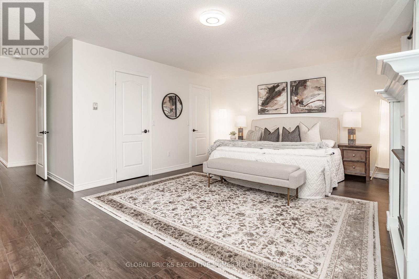 3435 Artesian Drive, Mississauga, ON