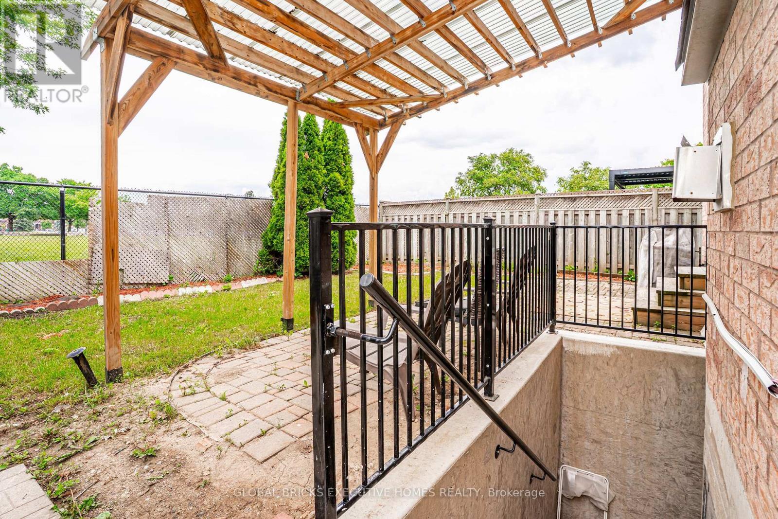 3435 Artesian Drive, Mississauga, ON