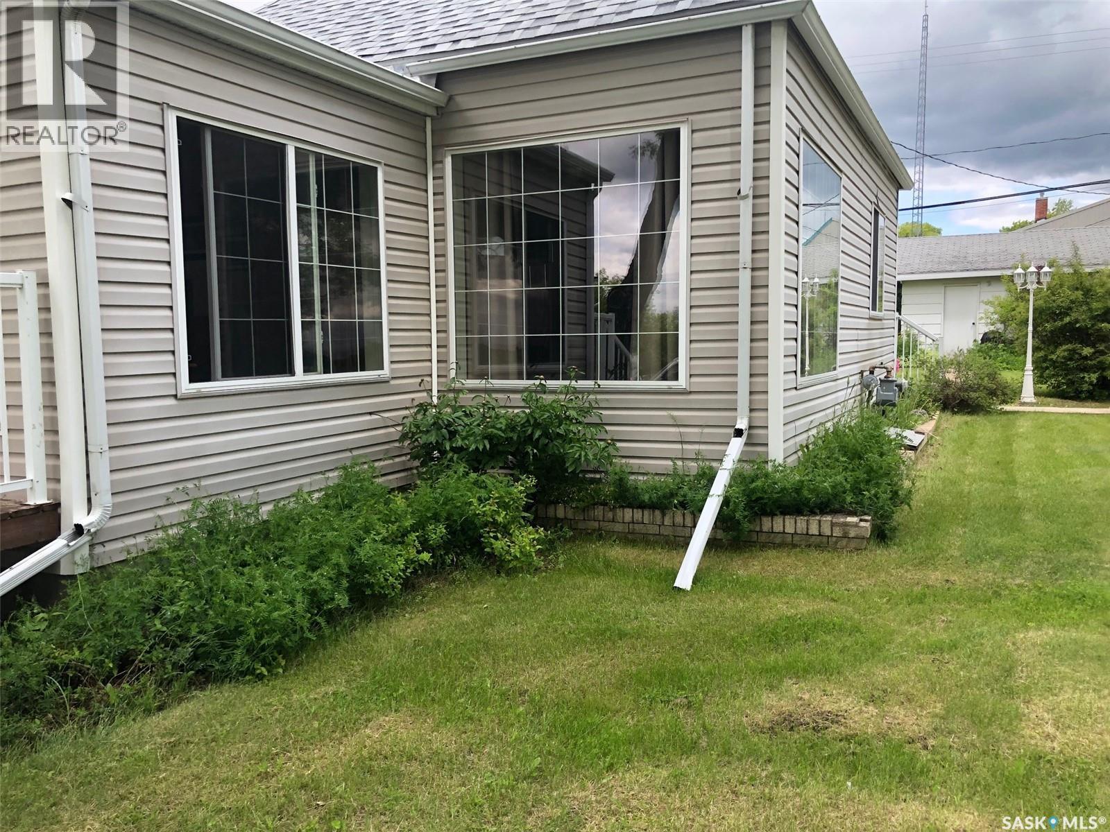 48 Highway Avenue E, Preeceville, SK