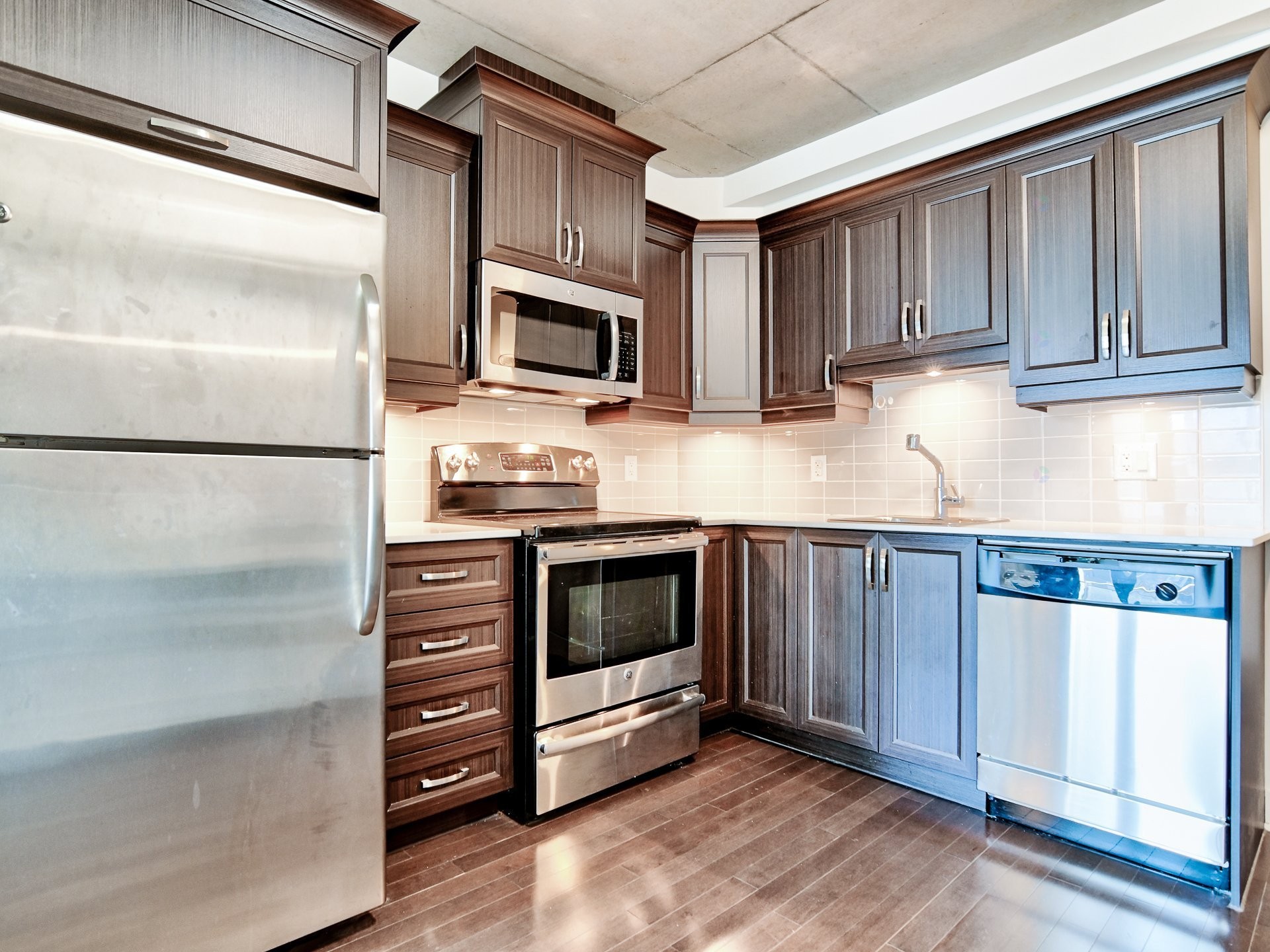 Kitchen - 604-1235 Rue Bishop, Montréal (Ville-Marie), QC