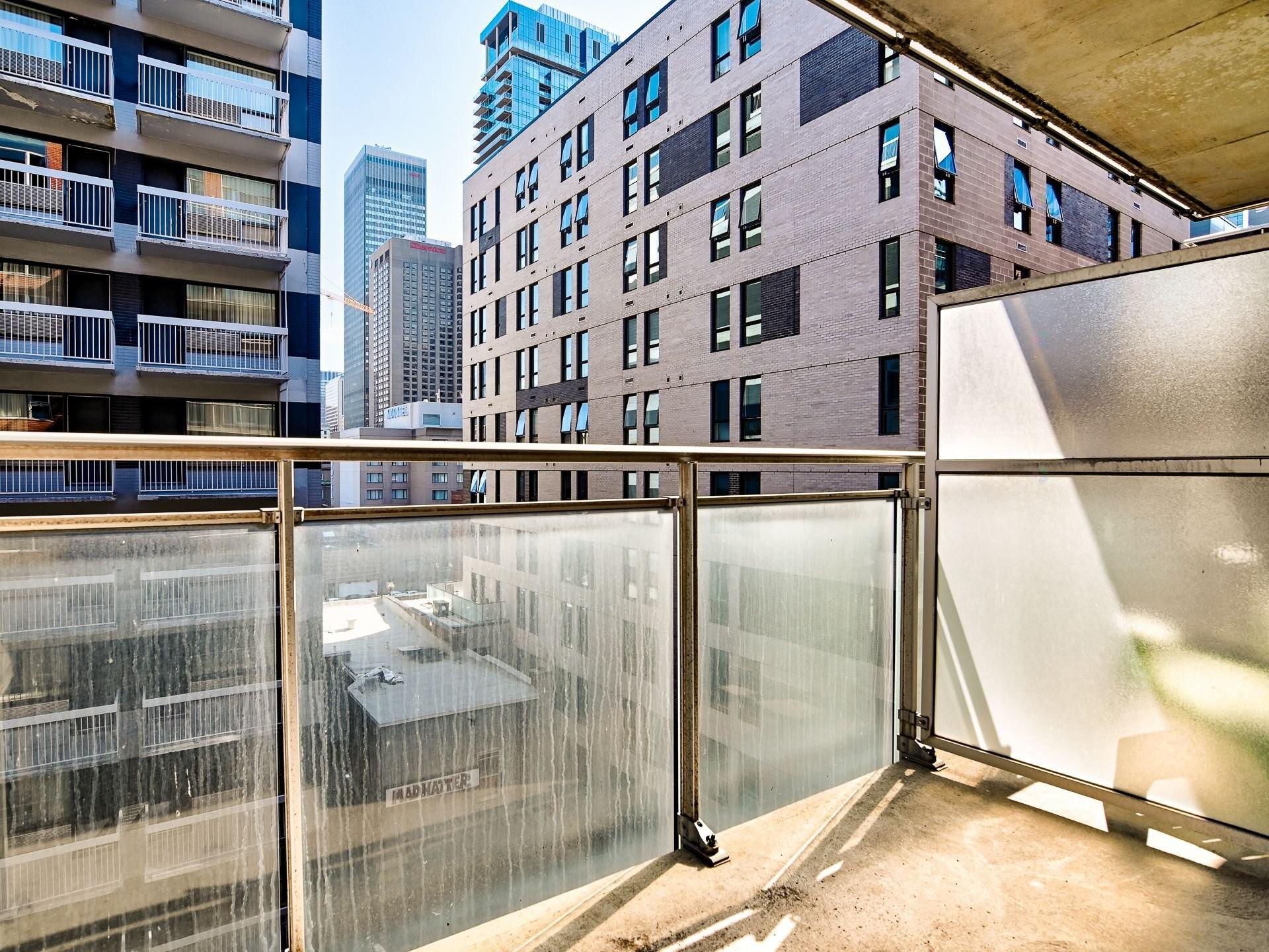 Balcony - 604-1235 Rue Bishop, Montréal (Ville-Marie), QC
