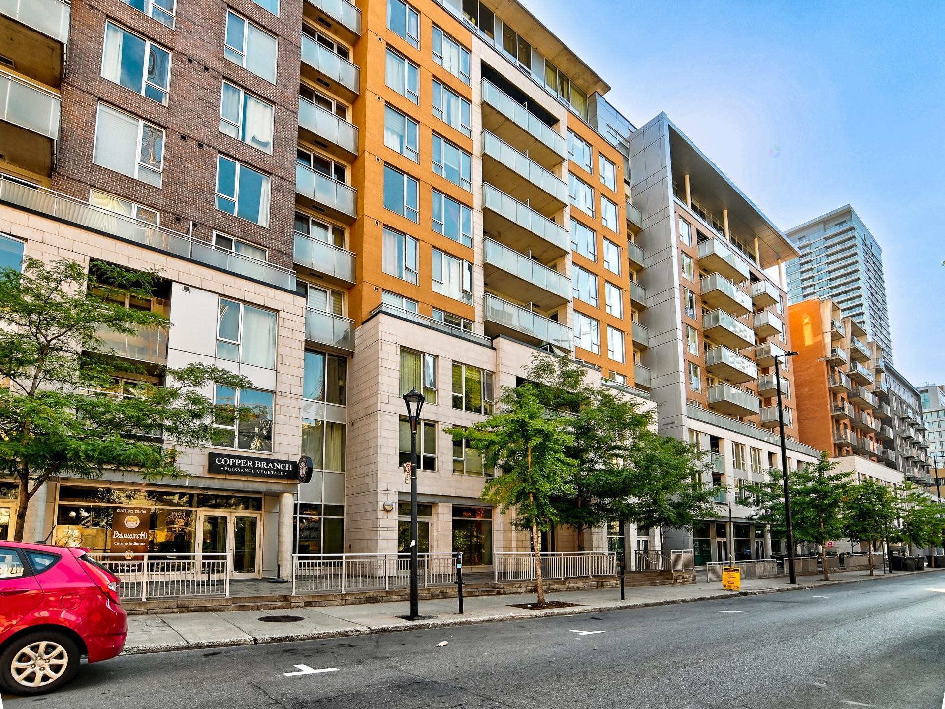 Front of Structure - 604-1235 Rue Bishop, Montréal (Ville-Marie), QC