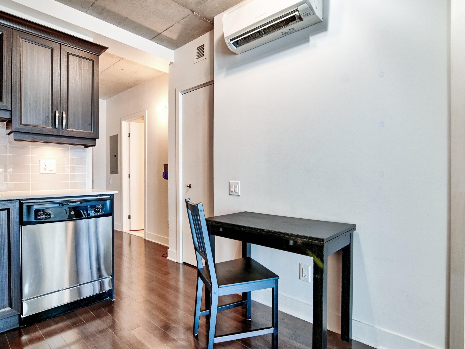 Interior - 604-1235 Rue Bishop, Montréal (Ville-Marie), QC