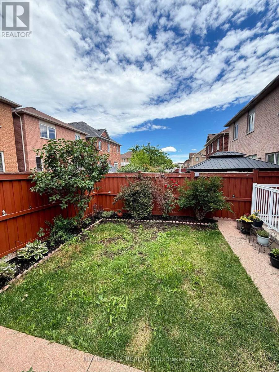 62 Dewside Drive E, Brampton, ON