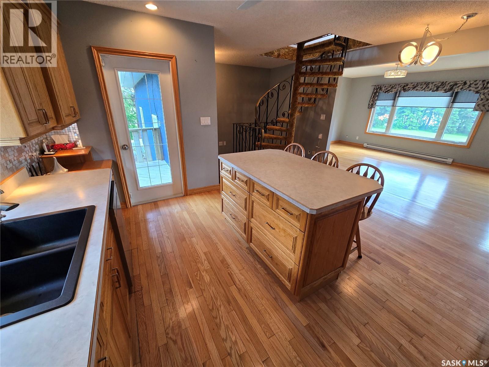 Muchowski Acreage, Montmartre, SK