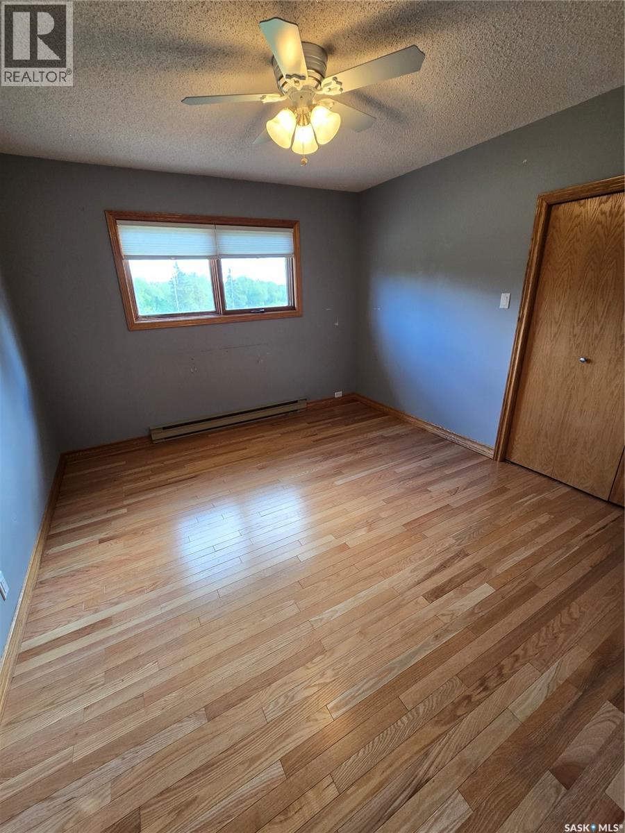 Muchowski Acreage, Montmartre, SK