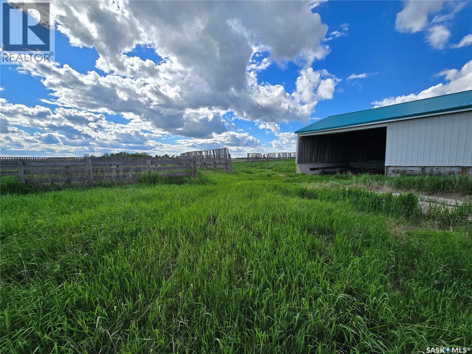 Muchowski Acreage, Montmartre, SK