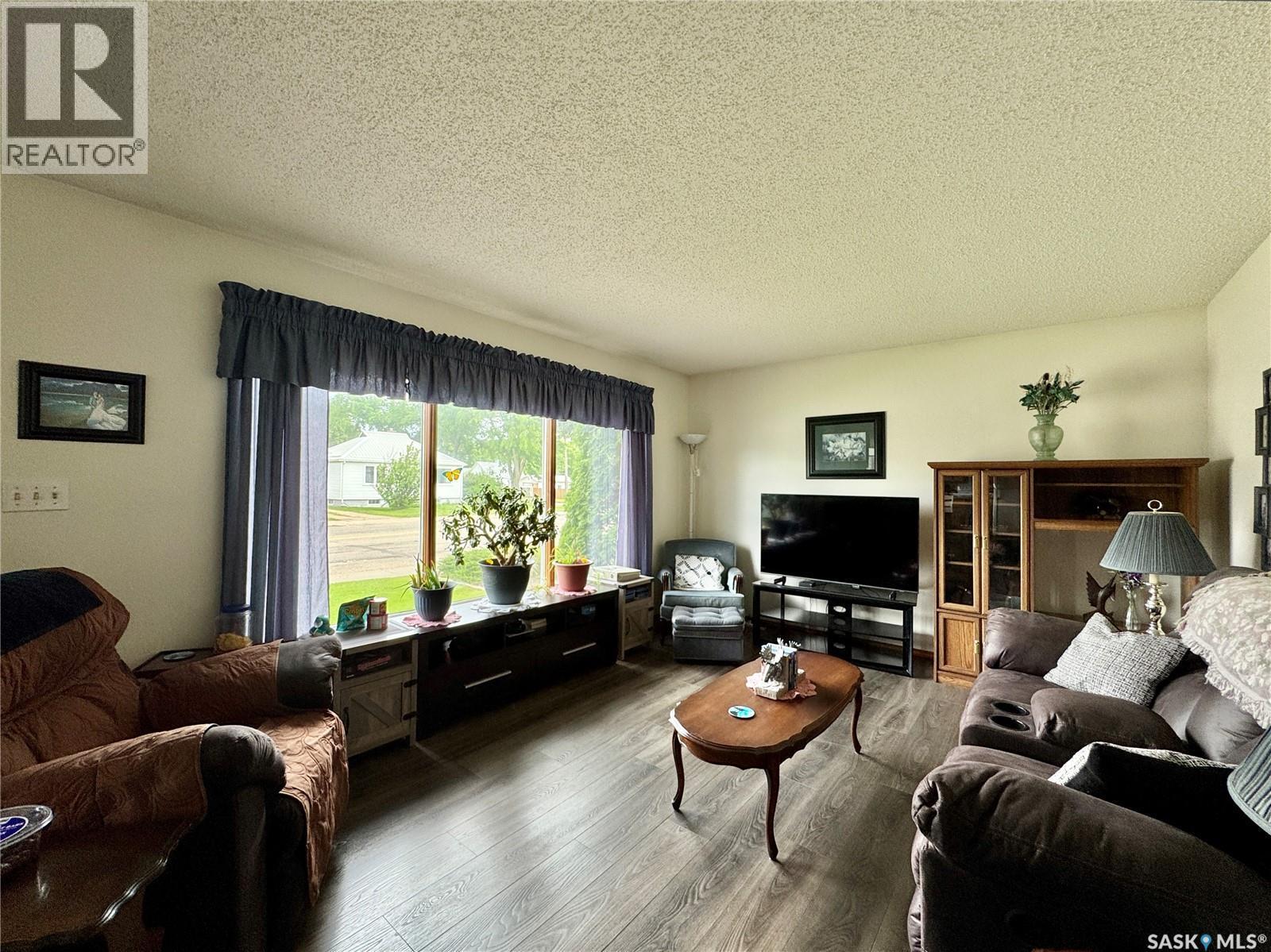136 Darlington Street E, Yorkton, SK