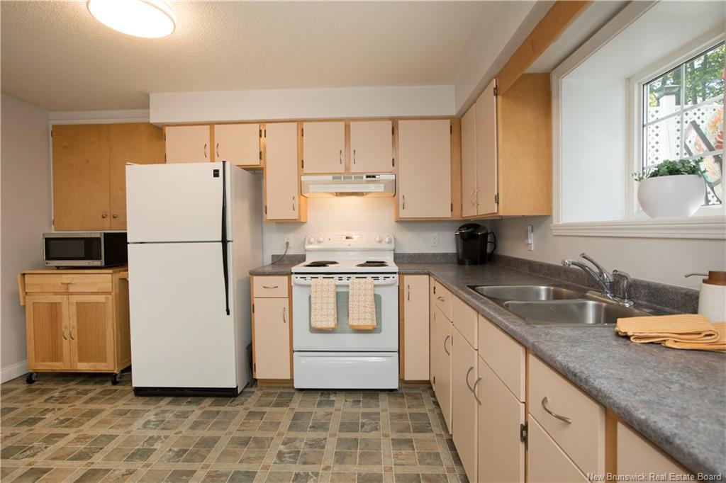 137 Manresa Dr, Fredericton, NB