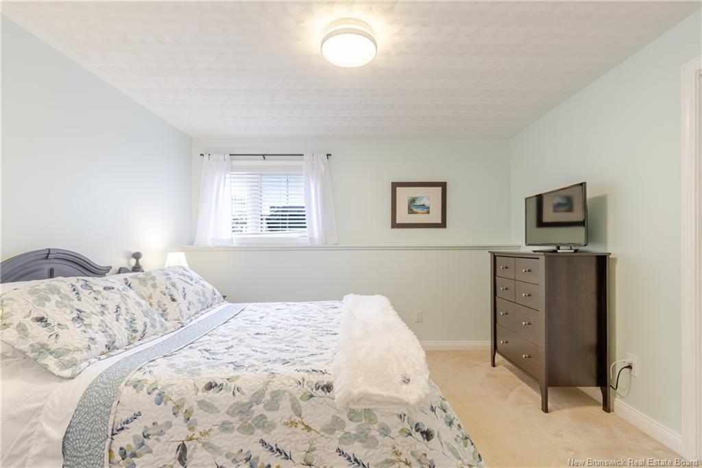 137 Manresa Dr, Fredericton, NB