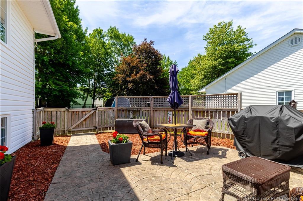 137 Manresa Dr, Fredericton, NB