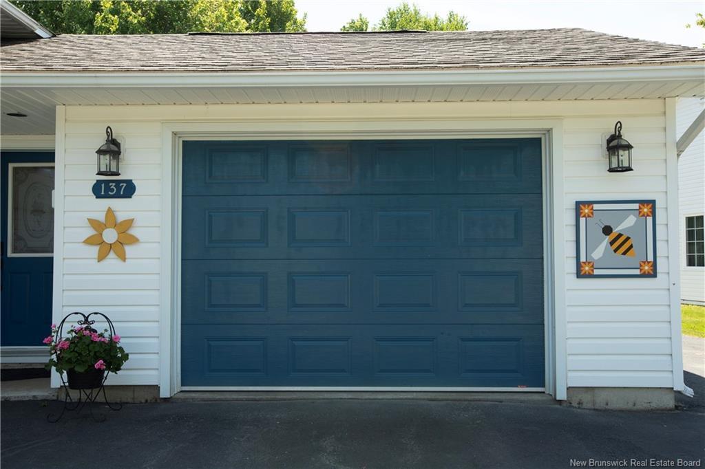 137 Manresa Dr, Fredericton, NB