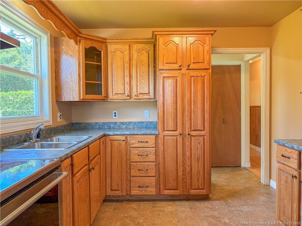 88 Hillcrest Ave, Hartland, NB