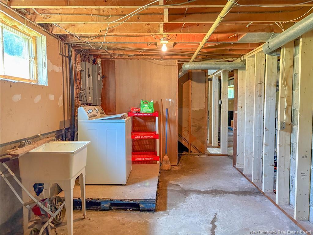 88 Hillcrest Ave, Hartland, NB