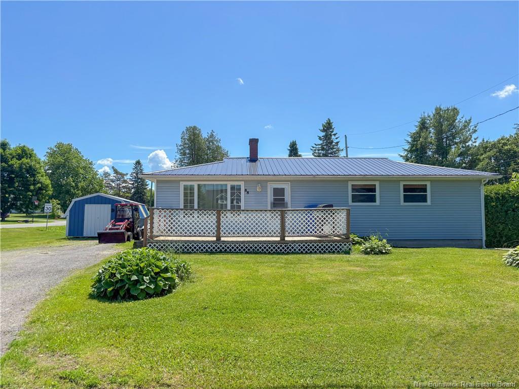 88 Hillcrest Ave, Hartland, NB