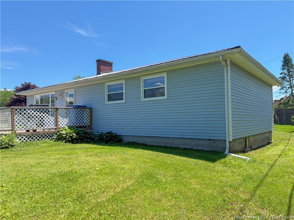 88 Hillcrest Ave, Hartland, NB