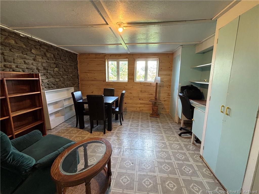 5918 Route 17, Saint-Quentin, NB