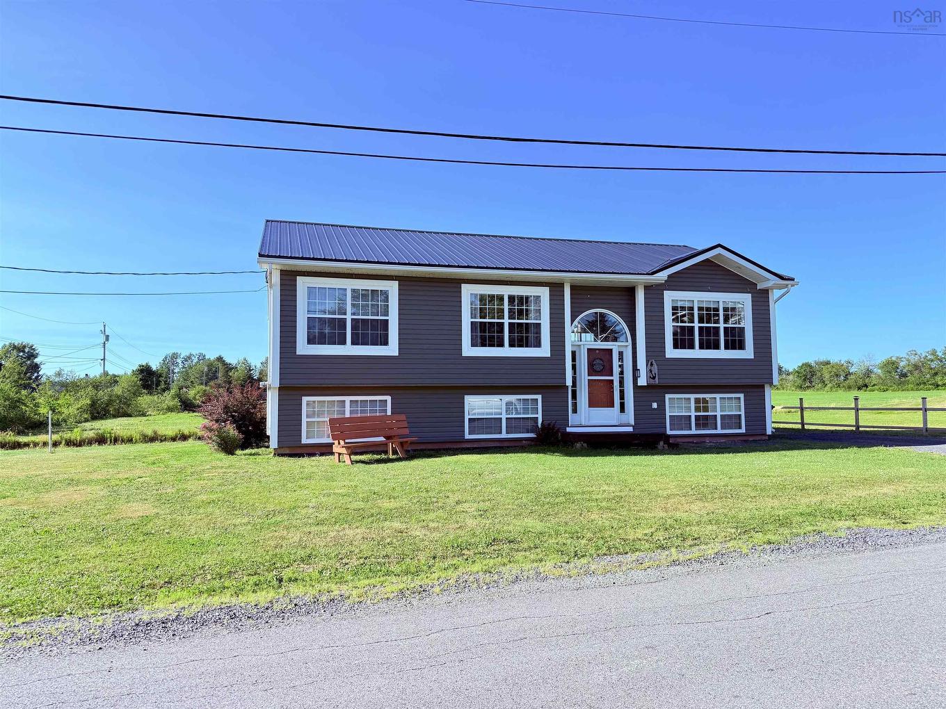 4 Gill Court, Pictou, NS