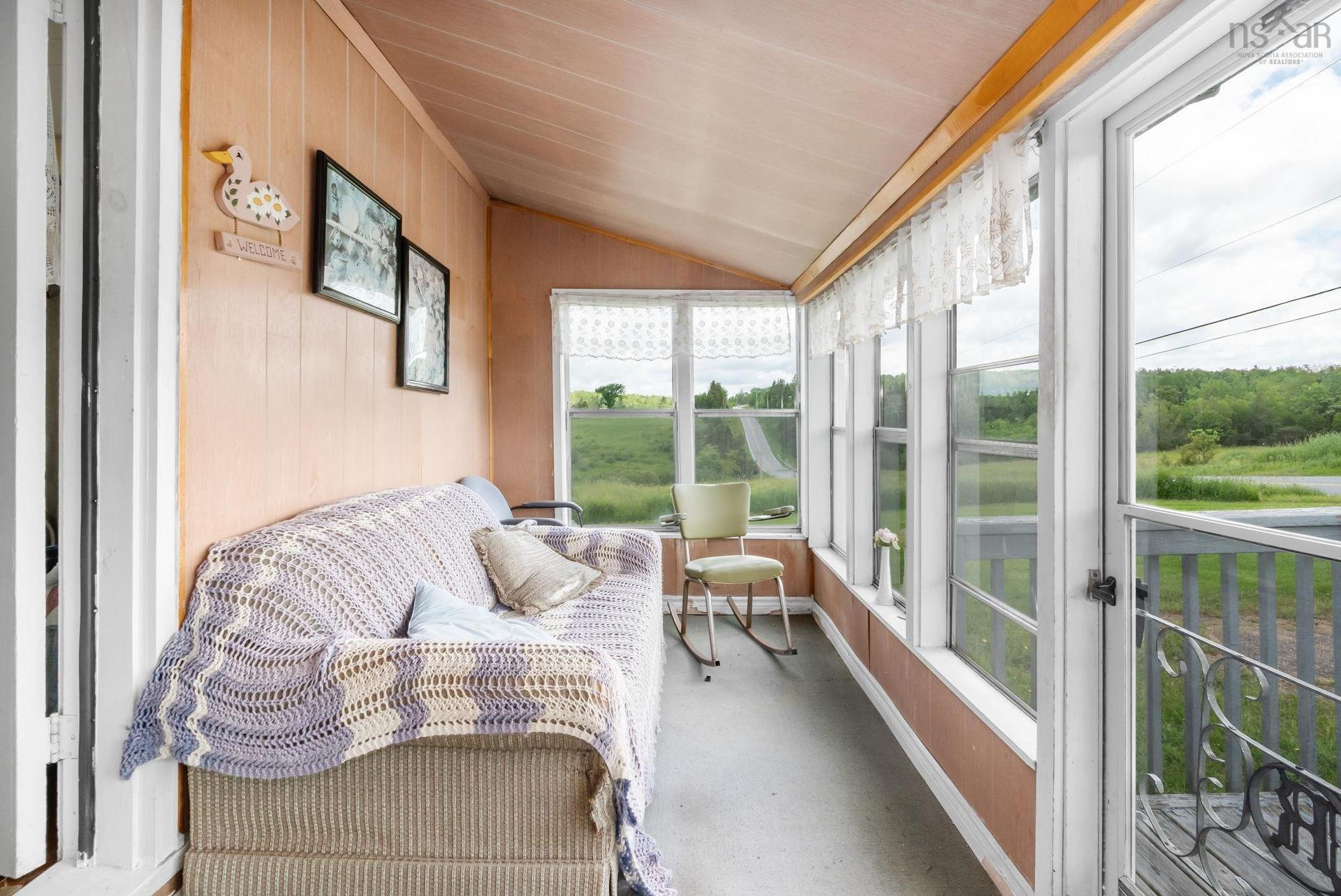 3335 Highway 236, Riverside Corner, NS - Indoor Photo Showing Other Room