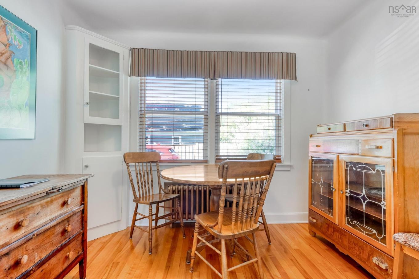 90 Crescent Street, Bridgewater, NS