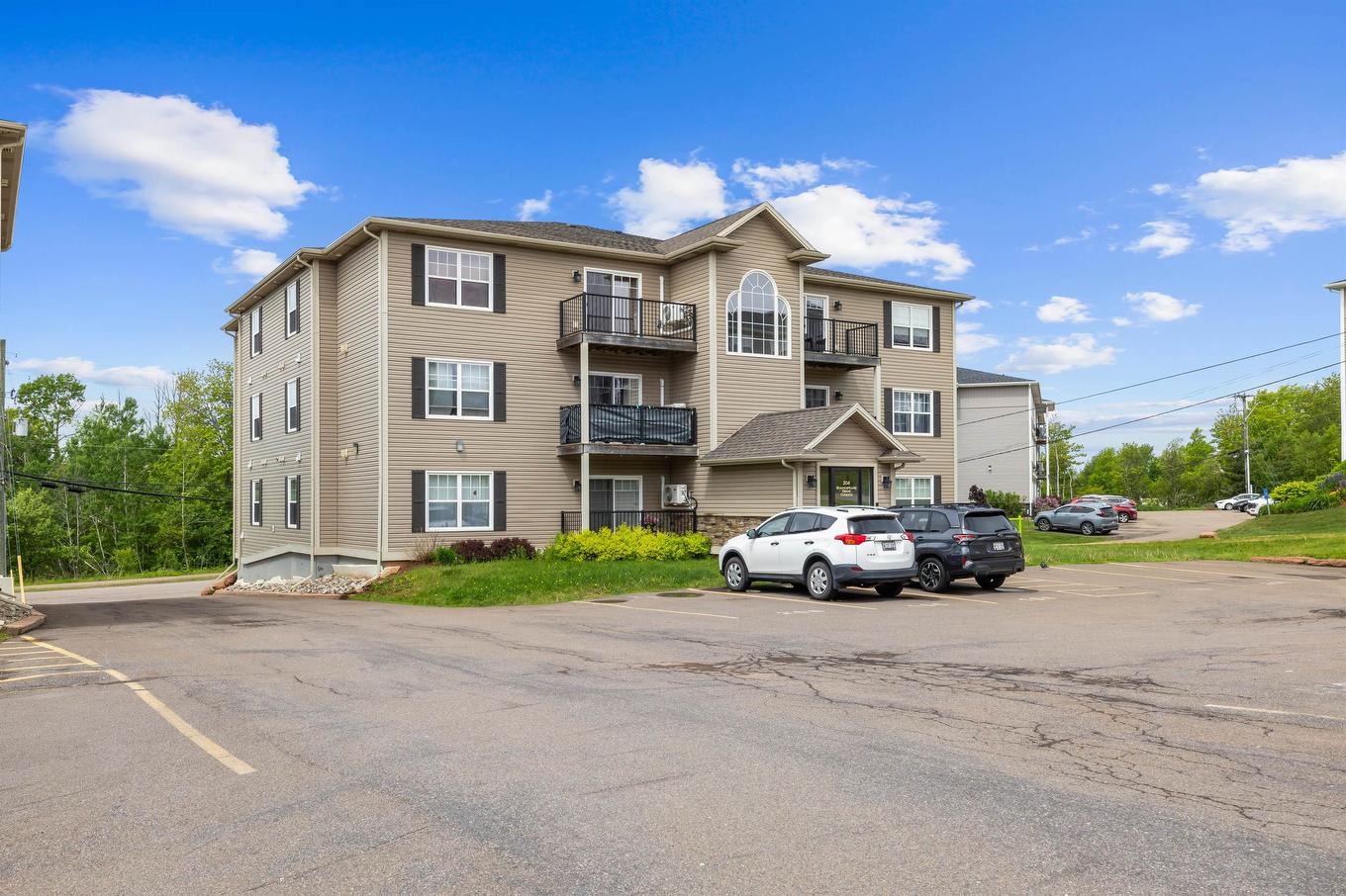 305-204 Shakespeare Drive, Stratford, PE
