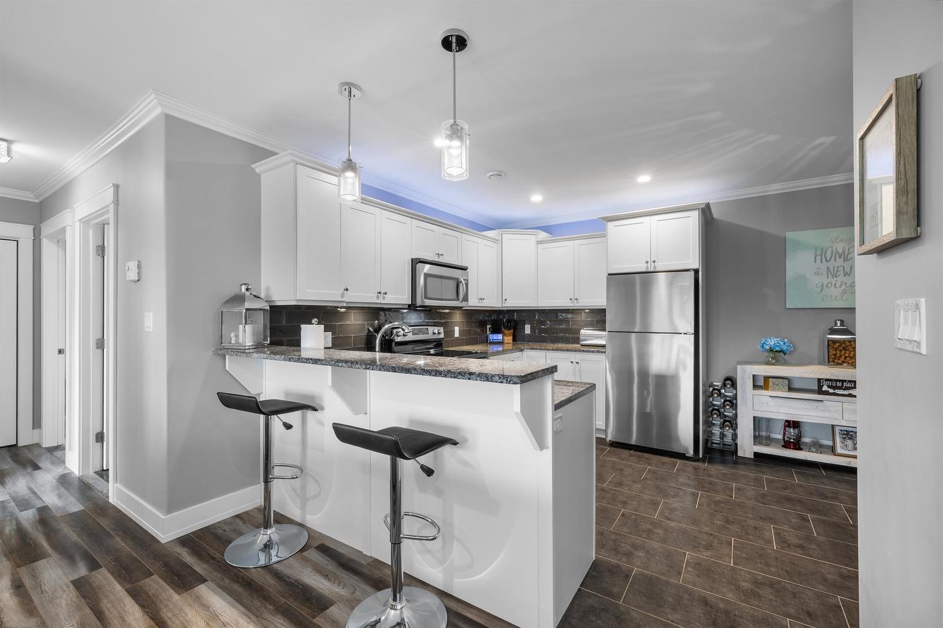 305-204 Shakespeare Drive, Stratford, PE