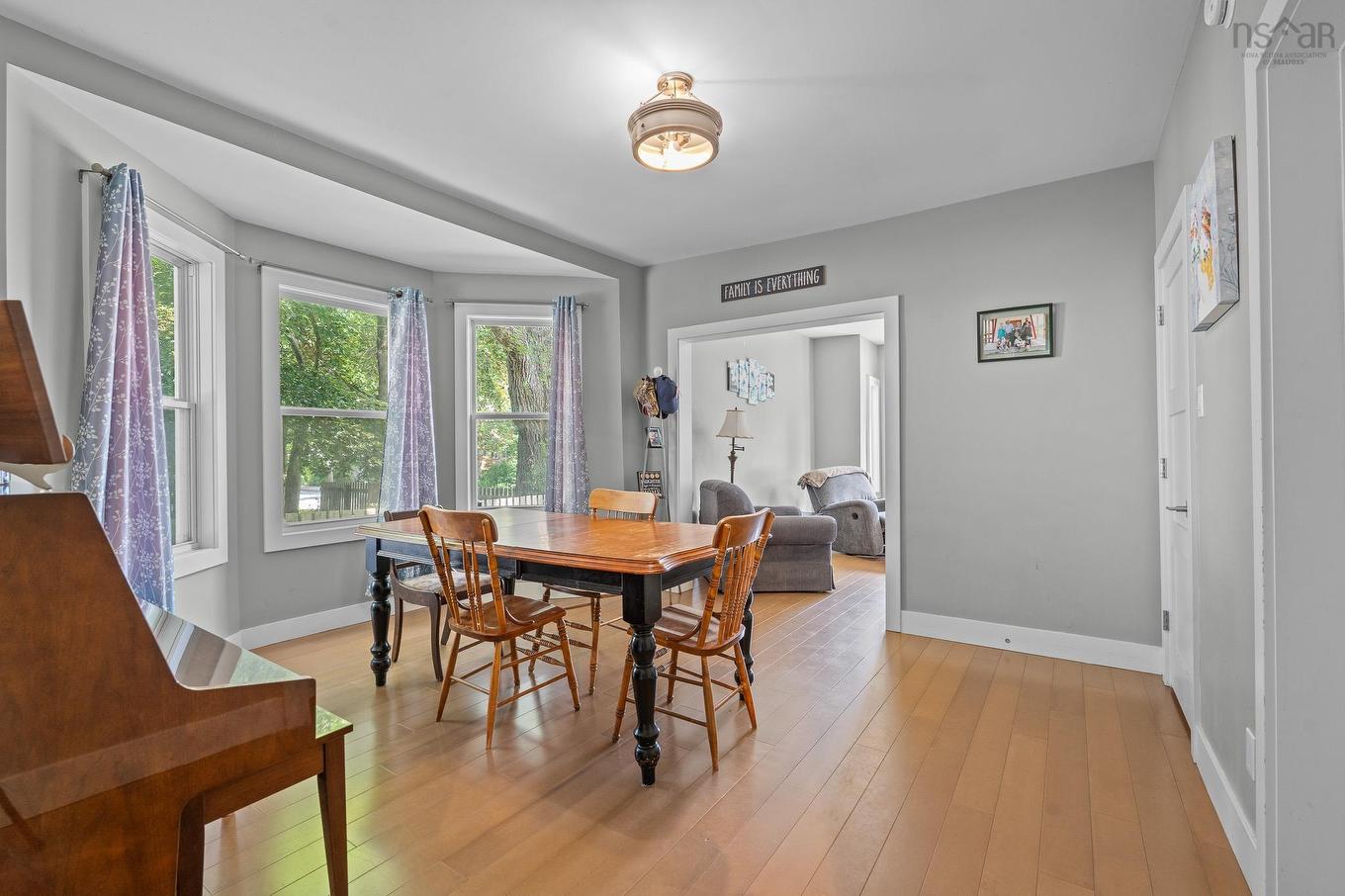 192/194 Albert Street, Windsor, NS