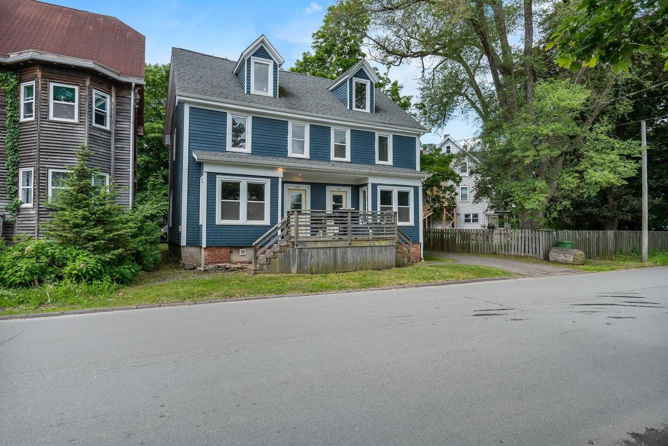 192/194 Albert Street, Windsor, NS