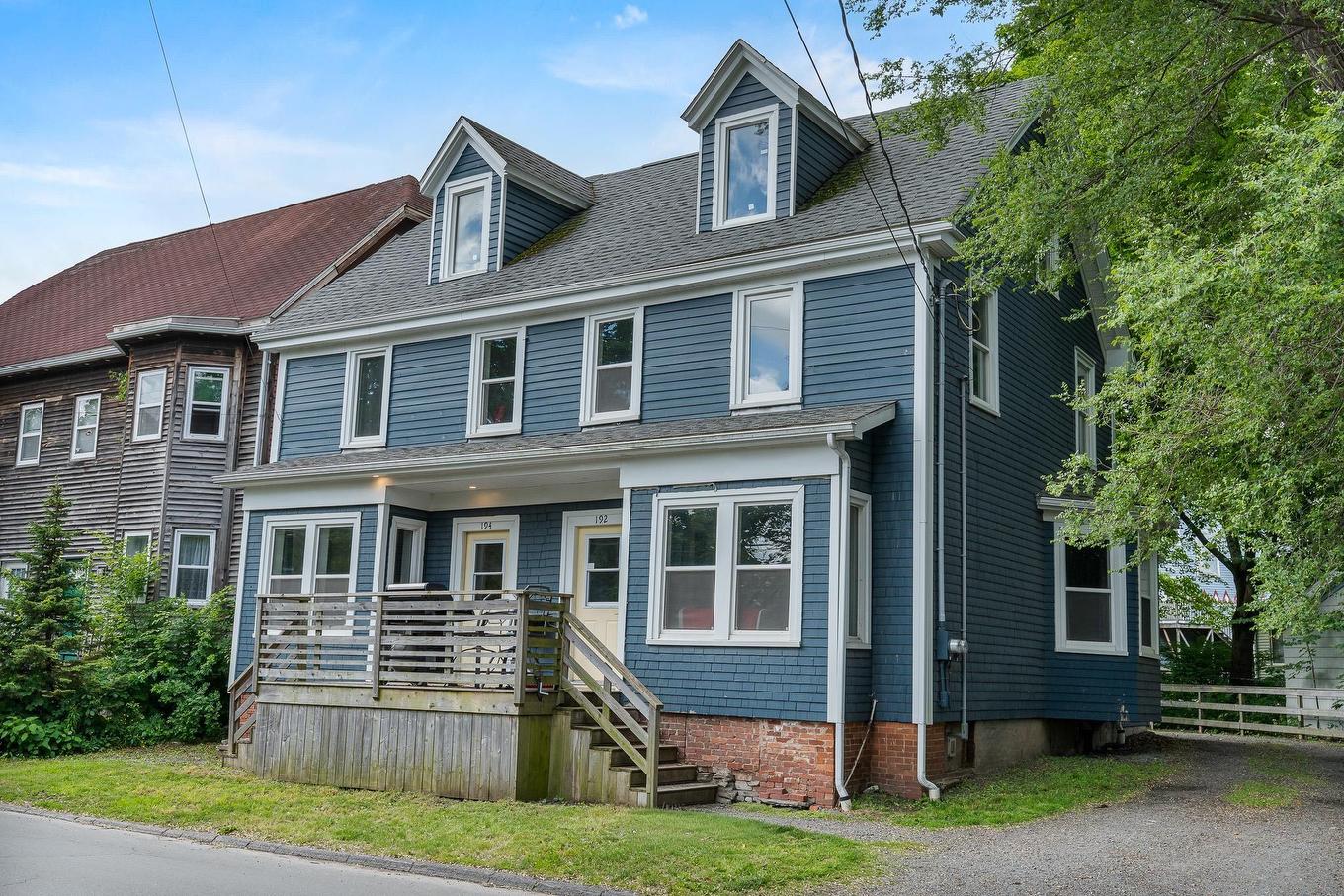 192/194 Albert Street, Windsor, NS